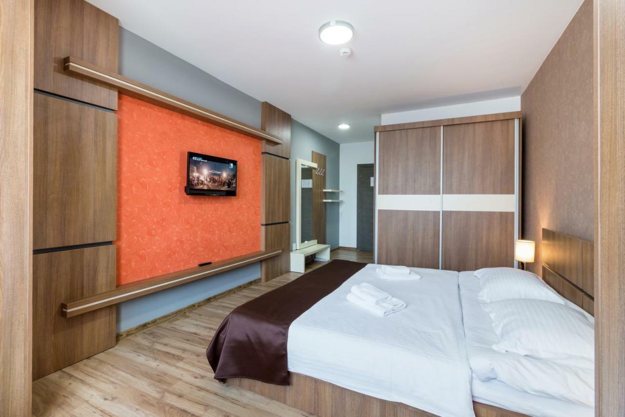 Hotel Hb Brilliant Brašov Exteriér fotografie