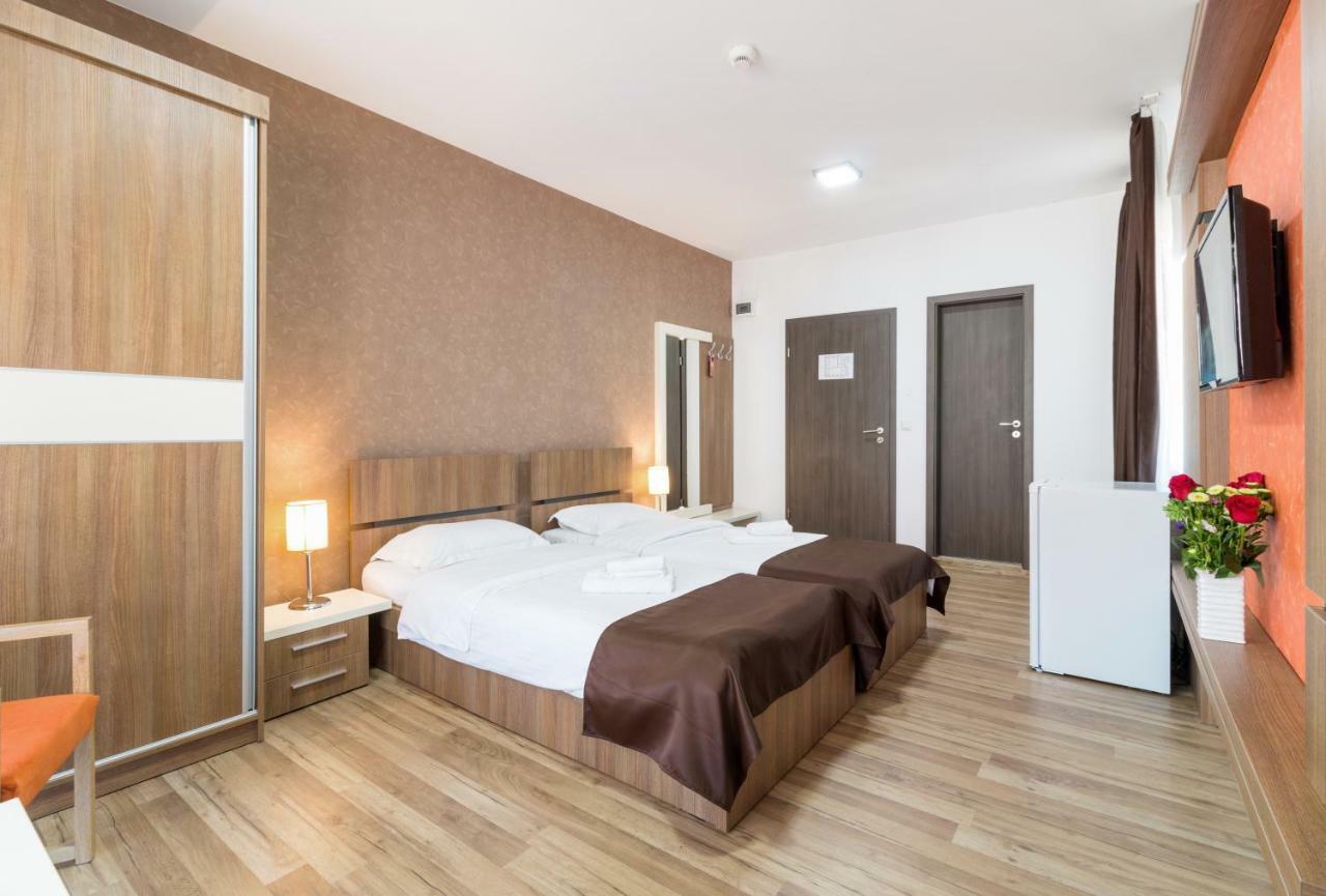 Hotel Hb Brilliant Brašov Exteriér fotografie